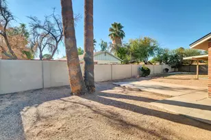 2528 N 48th Pl N, Phoenix, AZ 85008 - Photo 37