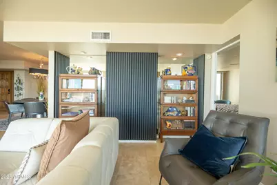 2323 N Central Avenue #1701, Phoenix, AZ 85004 - Photo 7