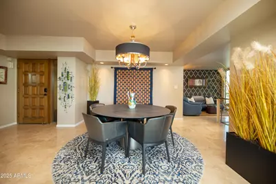 2323 N Central Avenue #1701, Phoenix, AZ 85004 - Photo 19