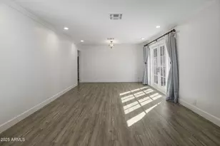 5038 E Earll Dr, Phoenix, AZ 85018 - Photo 7