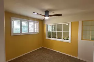 8977 W Lisbon Ln, Peoria, AZ 85381 - Photo 17