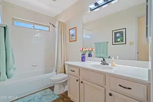 8977 W Lisbon Ln, Peoria, AZ 85381 - Photo 19