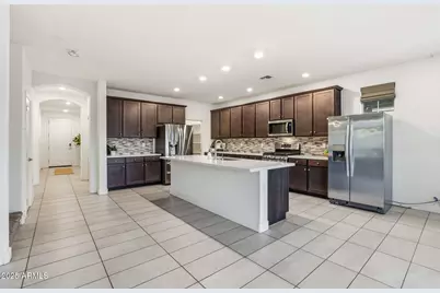 17646 W Hubbard Drive, Goodyear, AZ 85338 - Photo 11