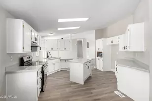 40569 N Bogey Dr, San Tan Valley, AZ 85140 - Photo 11