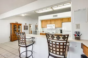 20854 N Gable Hill Dr, Sun City West, AZ 85375 - Photo 15