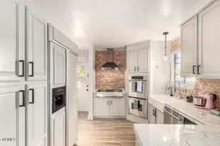 1720 N Whittier Dr, Phoenix, AZ 85006 - Photo 9