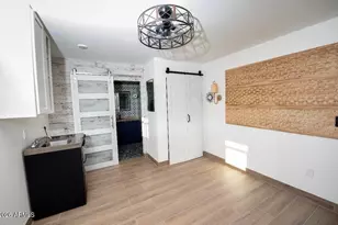 1720 N Whittier Dr, Phoenix, AZ 85006 - Photo 35
