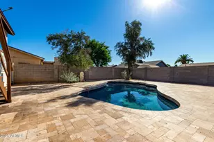 7613 W Flower St, Phoenix, AZ 85033 - Photo 3