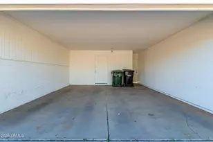 7613 W Flower St, Phoenix, AZ 85033 - Photo 47