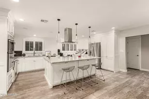 3444 E Camelback Rd, Phoenix, AZ 85018 - Photo 11