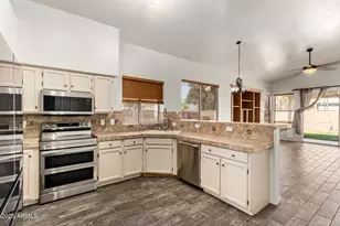 991 N Florence Dr, Chandler, AZ 85226 - Photo 7