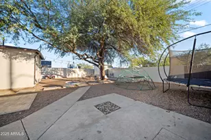2547 W Adams St, Phoenix, AZ 85009 - Photo 13