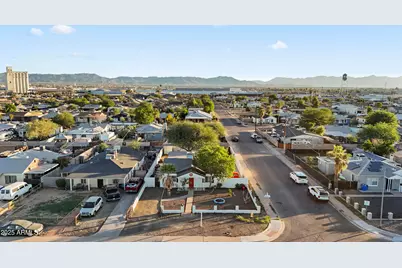 2547 W Adams Street, Phoenix, AZ 85009 - Photo 15