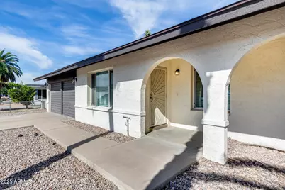 4420 W Mercer Lane, Glendale, AZ 85304 - Photo 9