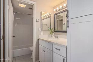 3033 E Devonshire Ave, Phoenix, AZ 85016 - Photo 15