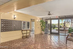 3033 E Devonshire Ave, Phoenix, AZ 85016 - Photo 23