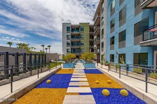 3131 N Central Ave, Phoenix, AZ 85012 - Photo 21