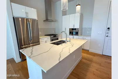 3131 N Central Avenue #7004, Phoenix, AZ 85012 - Photo 5