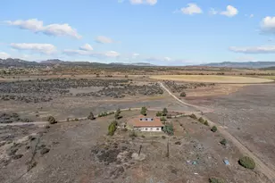 16057 S Sickles Ranch Rd, Peeples Valley, AZ 86332 - Photo 35