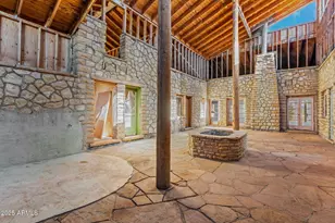 16057 S Sickles Ranch Rd, Peeples Valley, AZ 86332 - Photo 3