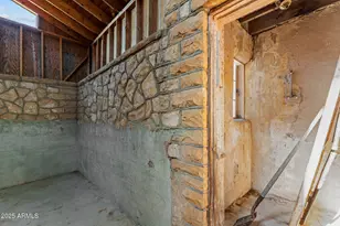 16057 S Sickles Ranch Rd, Peeples Valley, AZ 86332 - Photo 23