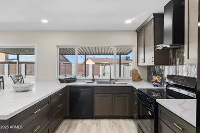 11022 N 41st Avenue, Phoenix, AZ 85029 - Photo 13