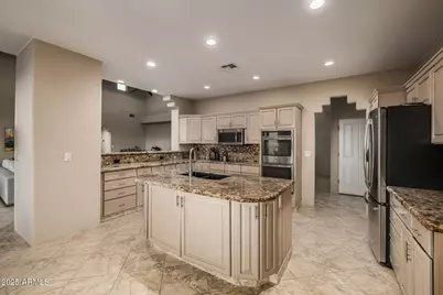 1815 W Sentinel Rock Road, Phoenix, AZ 85086 - Photo 17