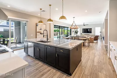 3925 E Sagebrush Street, Gilbert, AZ 85296 - Photo 9