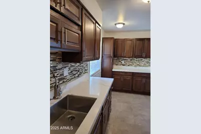 18222 N Stonebrook Drive, Sun City West, AZ 85375 - Photo 9