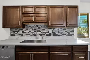 18222 N Stonebrook Dr, Sun City West, AZ 85375 - Photo 11