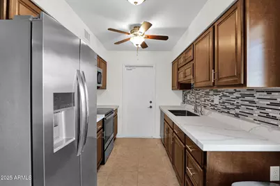 18222 N Stonebrook Drive, Sun City West, AZ 85375 - Photo 9