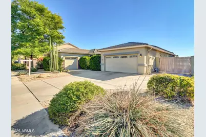 14469 W Edgemont Avenue, Goodyear, AZ 85395 - Photo 1