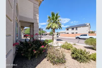 4014 S 74th Lane, Phoenix, AZ 85043 - Photo 5