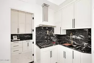 6927 E Doubletree Ranch Rd, Paradise Valley, AZ 85253 - Photo 29