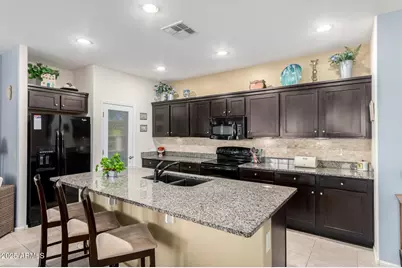 4897 W Posse Drive, Eloy, AZ 85131 - Photo 11