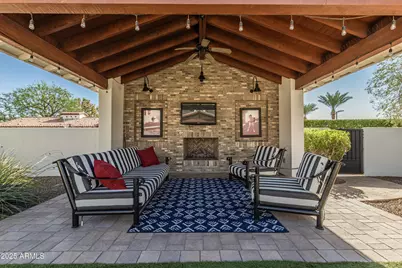 4442 N 59th Place, Phoenix, AZ 85018 - Photo 7