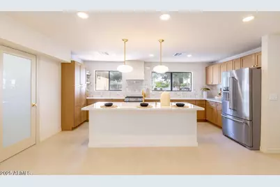 524 W Harmont Drive, Phoenix, AZ 85021 - Photo 7