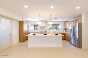 524 W Harmont Dr, Phoenix, AZ 85021 - Photo 7