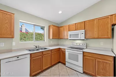 12614 W Merrell Street, Avondale, AZ 85392 - Photo 13