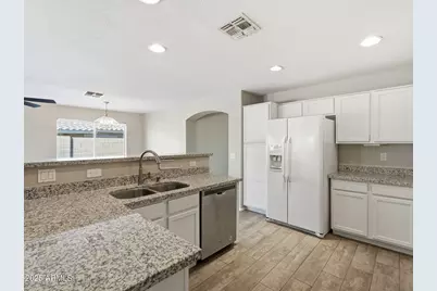 11135 E Catalina Avenue, Mesa, AZ 85208 - Photo 15