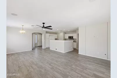 11135 E Catalina Avenue, Mesa, AZ 85208 - Photo 5