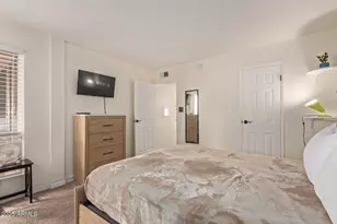 7625 E Camelback Rd, Scottsdale, AZ 85251 - Photo 27