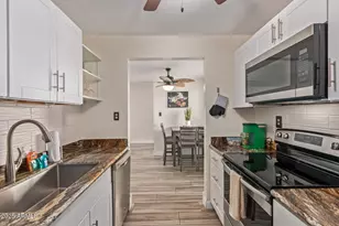 7625 E Camelback Rd, Scottsdale, AZ 85251 - Photo 19