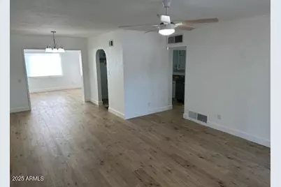 2829 W Palo Verde Drive, Phoenix, AZ 85017 - Photo 7