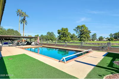 17427 N Lindgren Avenue, Sun City, AZ 85373 - Photo 47