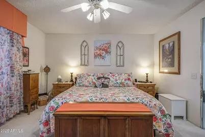 17427 N Lindgren Avenue, Sun City, AZ 85373 - Photo 19