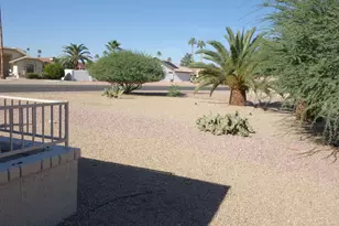 18802 N Suncrest Ct, Sun City West, AZ 85375 - Photo 9