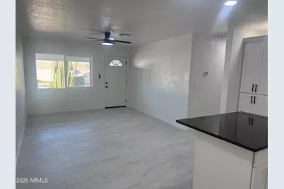 18201 N 22nd Avenue, Phoenix, AZ 85023 - Photo 5
