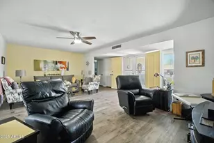 10002 W Deanne Dr, Sun City, AZ 85351 - Photo 5