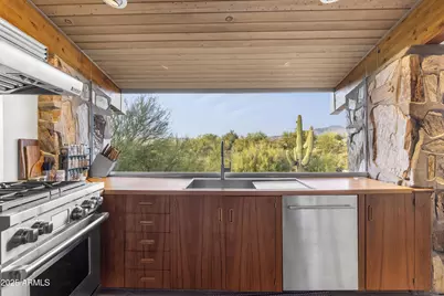 7915 E Primrose Path, Carefree, AZ 85377 - Photo 15